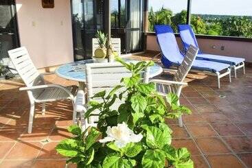 Casamar Suites