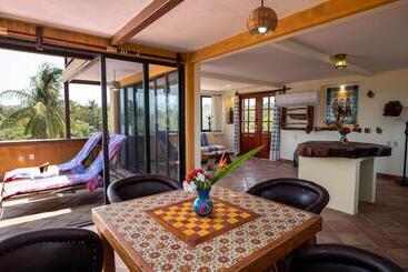 Casamar Suites