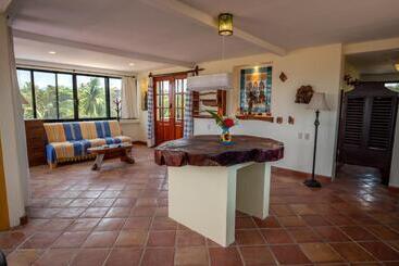 Casamar Suites