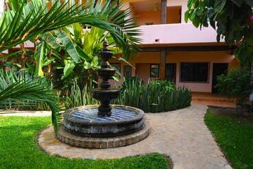 Casamar Suites