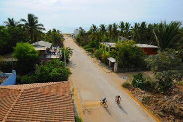 Casamar Suites