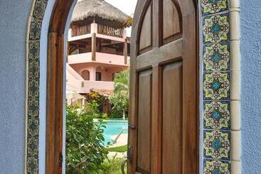 Casamar Suites