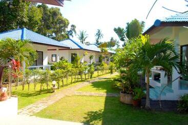 هتل Baan Kuasakul Resort