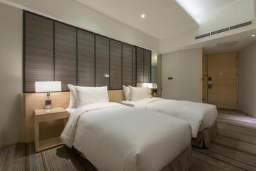 هتل Cozzi Zhongshan Kaohsiung