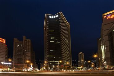 هتل Cozzi Zhongshan Kaohsiung