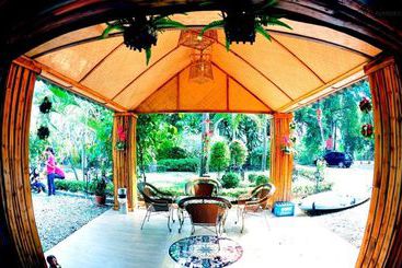 هتل Finderland Resort