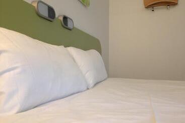 هتل Ibis Budget Caen Centre Gare