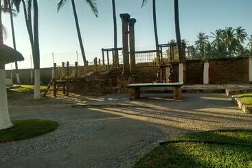 هتل Mar Paraiso Queen