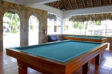 هتل Mar Paraiso Queen