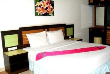هتل Mm House Samui