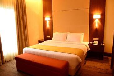 هتل Monticello Tagaytay