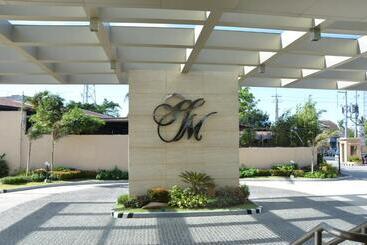 هتل Monticello Tagaytay
