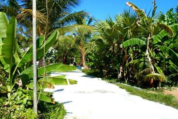 هتل Rewadee Garden Resort