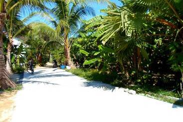 هتل Rewadee Garden Resort