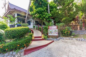 هتل Seaview Paradise Mountain Holiday Villas