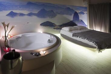 هتل Seven Rooms Milano