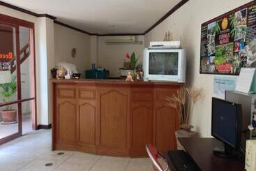 هتل Summer Inn