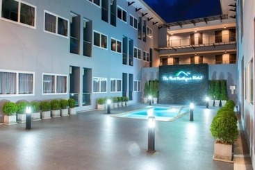 هتل The Peak Boutique