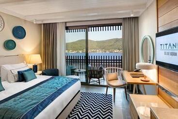 هتل Titanic Luxury Collection Bodrum