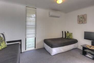 公寓式酒店  Maroochy River Bungalows