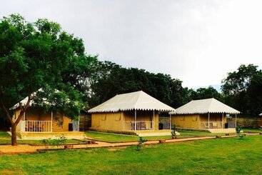 Rangiri Dambulla Resort