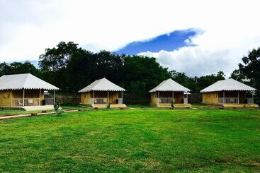 Rangiri Dambulla Resort