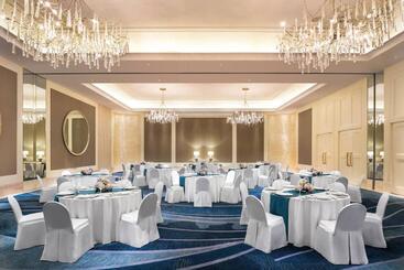 استراحتگاه The St. Regis Langkawi