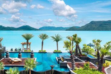 استراحتگاه The St. Regis Langkawi