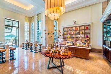 استراحتگاه The St. Regis Langkawi