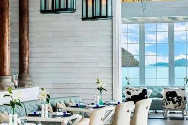 استراحتگاه The St. Regis Langkawi