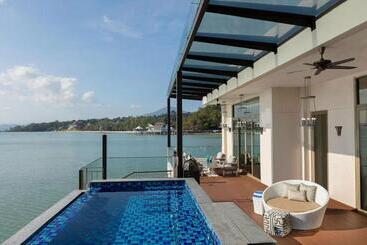 استراحتگاه The St. Regis Langkawi
