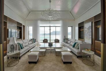 استراحتگاه The St. Regis Langkawi