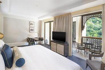 استراحتگاه The St. Regis Langkawi