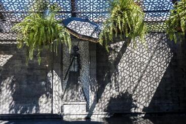 استراحتگاه The St. Regis Langkawi