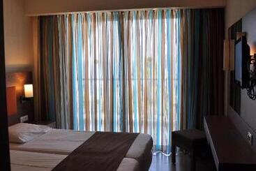 Sea Melody Beach Hotel Apartments