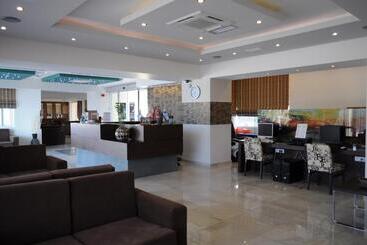 Sea Melody Beach Hotel Apartments
