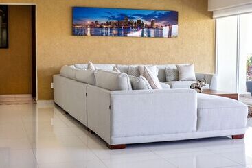 Suites Costa Dorada