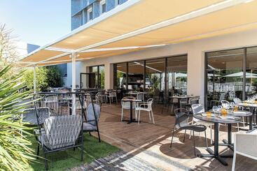 Ac Hotel By Marriott Marseille Prado Vélodrome