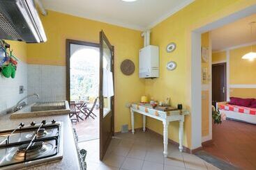 هتل Agriturismo Le Fontanacce