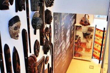 هتل Art House