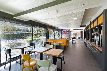 B&b Hotel Pau Zénith