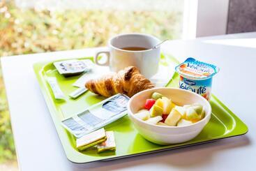 هتل Ibis Budget Courbevoie Paris La Défense