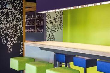 هتل Ibis Budget Versailles Chateau Saint Cyr L Ecole