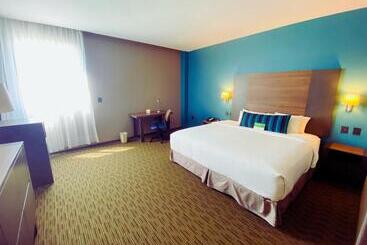 هتل La Quinta By Wyndham Aguascalientes
