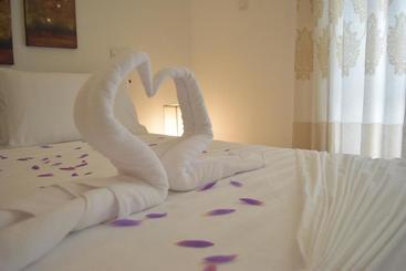 ホテル Liyya Residence
