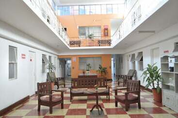 هتل Metropolitan I