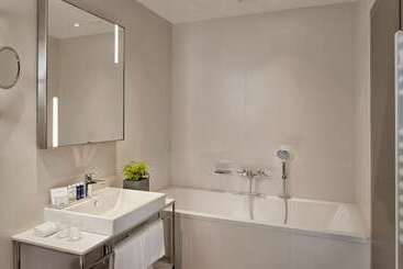 Отель Park Plaza Nuremberg