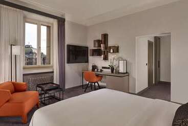 Отель Park Plaza Nuremberg