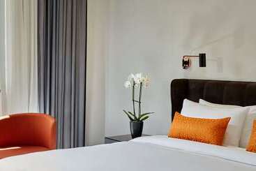 Отель Park Plaza Nuremberg