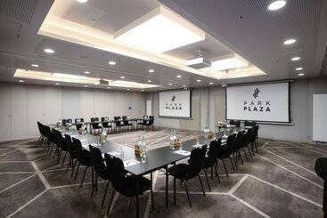 هتل Park Plaza Nuremberg